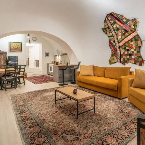 Altes Salzgewölbe Badgasse, hotel in Gmunden