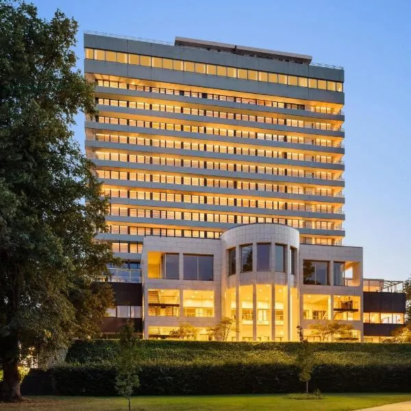Comwell Hvide Hus Aalborg, Dolce by Wyndham, hotel in Aalborg