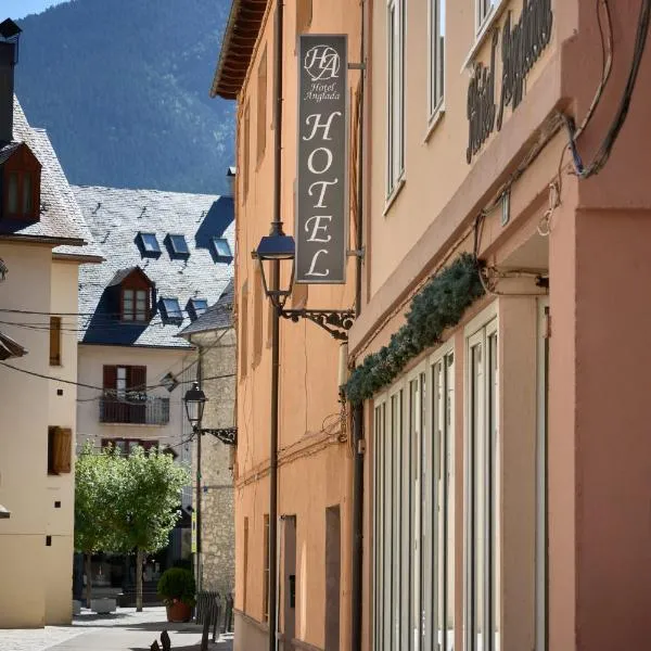 Hotel Anglada, hotel in Vielha
