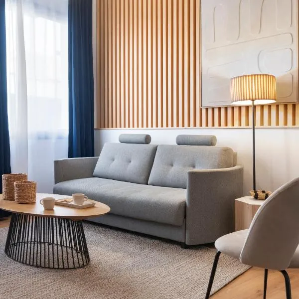 Magno Apartments Jardines de Meca, viešbutis Sevilijoje