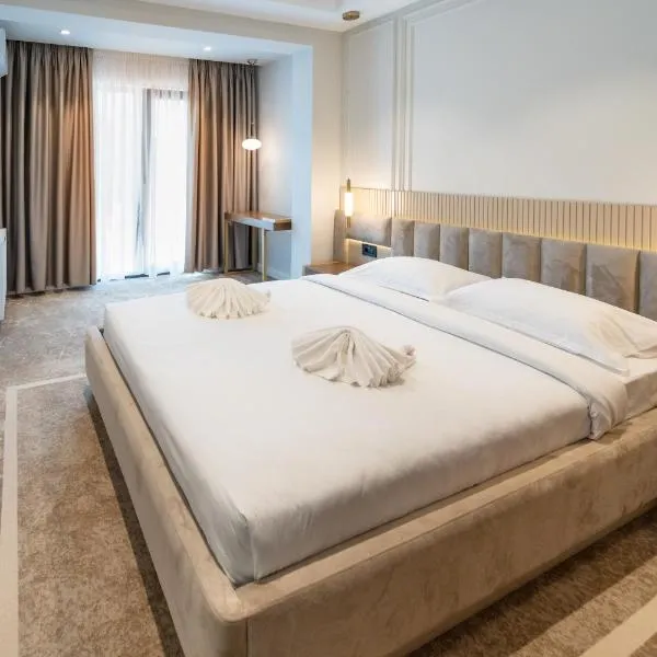 Royal Rooms by J'adore, hotel v destinácii Lugoj