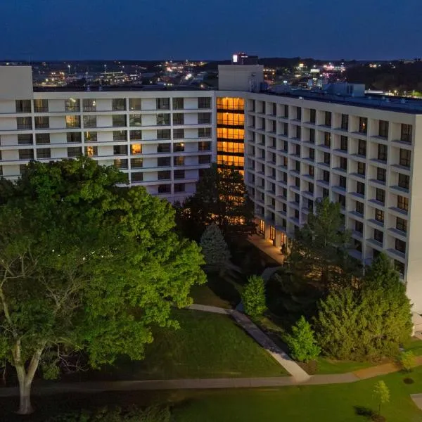 Hilton St. Louis Airport โรงแรมในWoodson Terrace