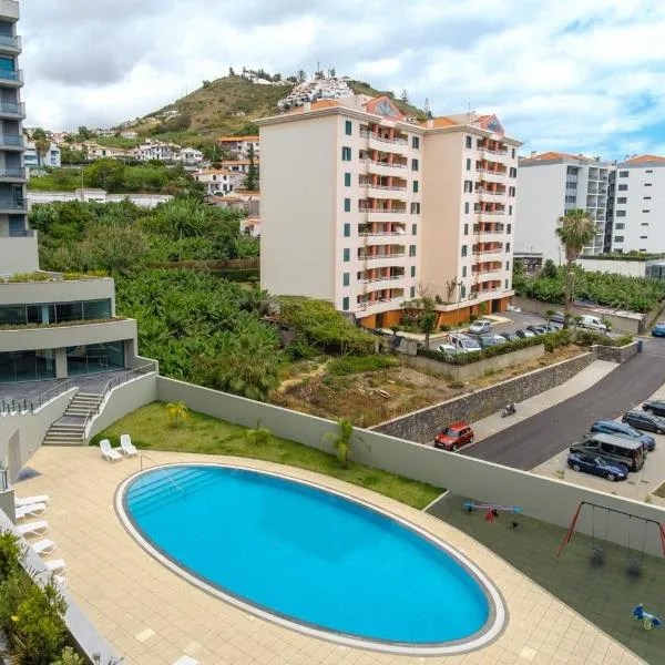 GuestReady - Modern space close to Formosa Beach, hotel ve Funchalu