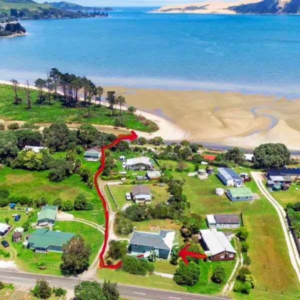 'Noni's House' Coastal Opononi Hokianga, hotel en Opononi