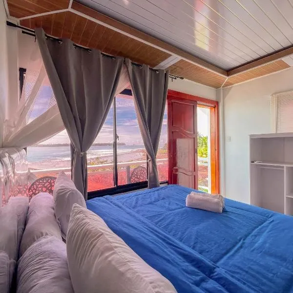 Raffiel Nias, hotel di Lagudri