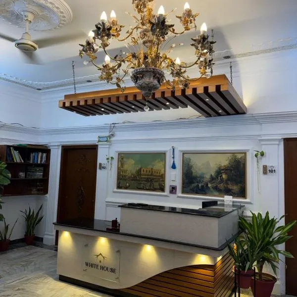 White House Karachi, hotel in Karachi