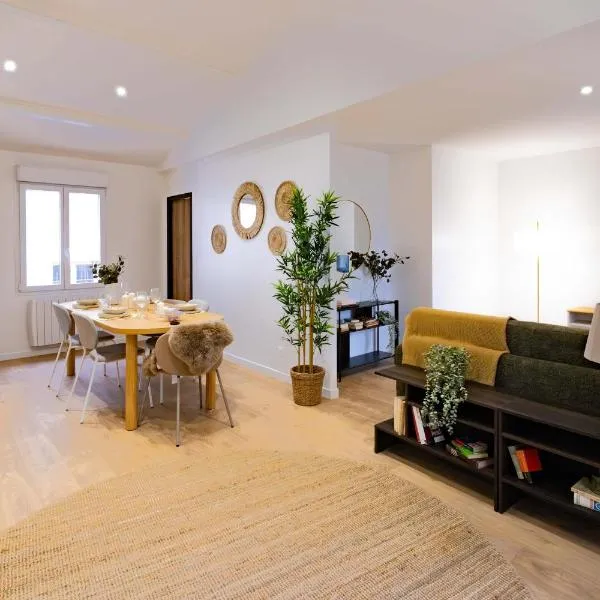 2P moderne proche Paris 4 pers, hotel in Saint-Denis