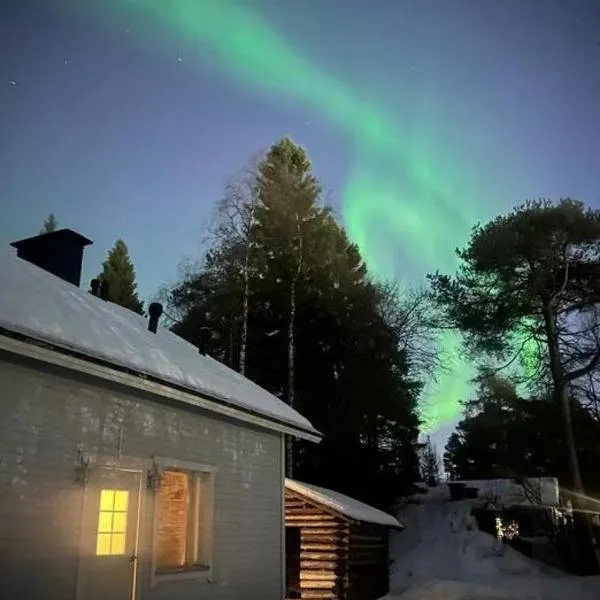 Borealis Forest House with Private Sauna, hôtel à Rovaniemi