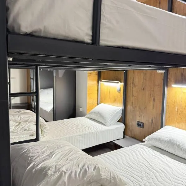 Generator Tashkent Hostel, khách sạn ở Tashkent