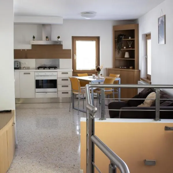 Casa Delia, hotel in Codissago