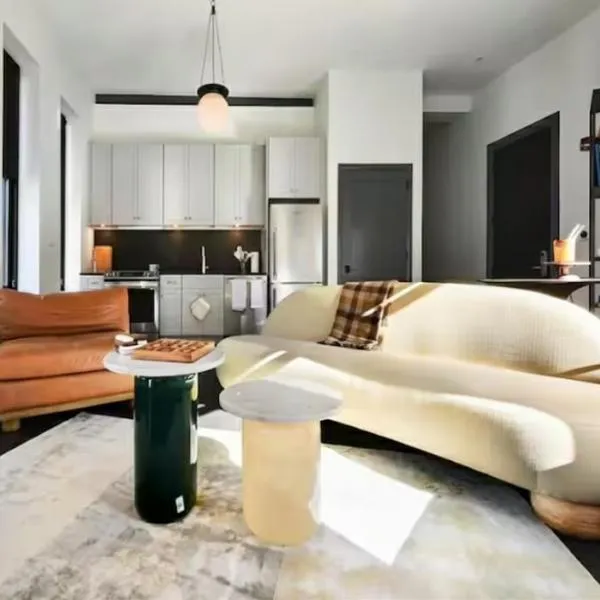 Remodeled 2BR Downtown Near Acrisure Stadium, hotell sihtkohas Pittsburgh