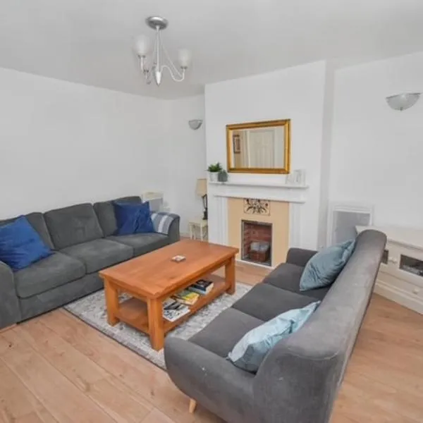 Townhouse Okehampton Close to Dartmoor, hotel v destinaci Okehampton