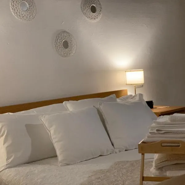 Indipendent House in the historical city center, Hotel in Varese