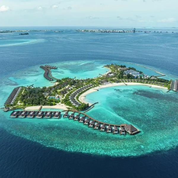 dusitD2 Feydhoo Maldives - All Inclusive Resort - with Free Transfers、マレのホテル