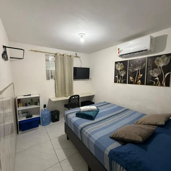 Cantinho aconchegante - Quarto 02 AR-condicionado, hotel em Bayeux