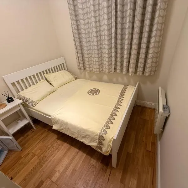 Dublin Cozy Room in Ballsbridge - near Grand Canal &Aviva, hotel Dublinban