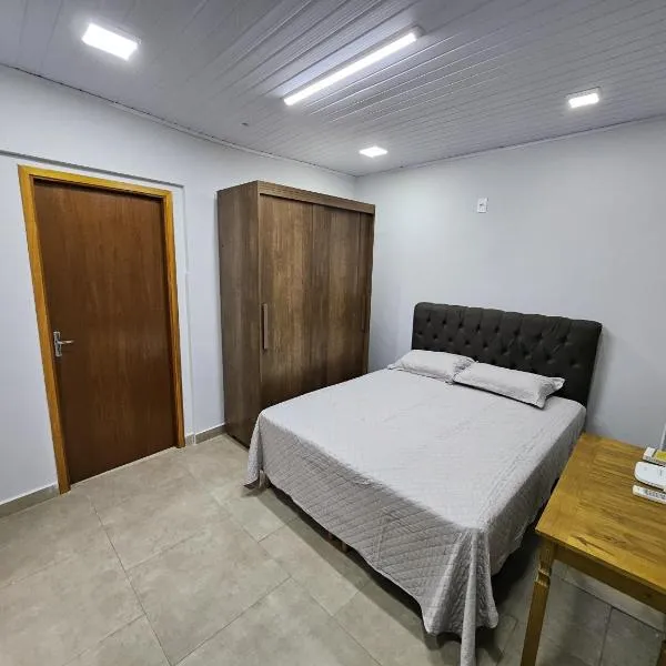 Apto Completo - Região dos Lagos, hotel in Barretos