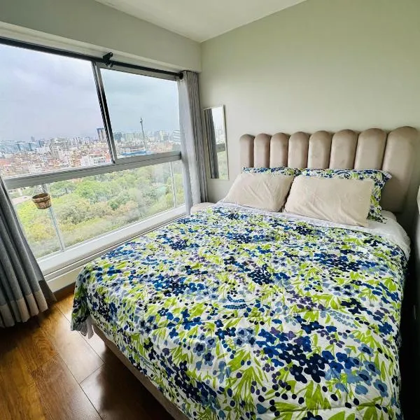 Habitaciones privadas con vistas al parque, hotel in Lima