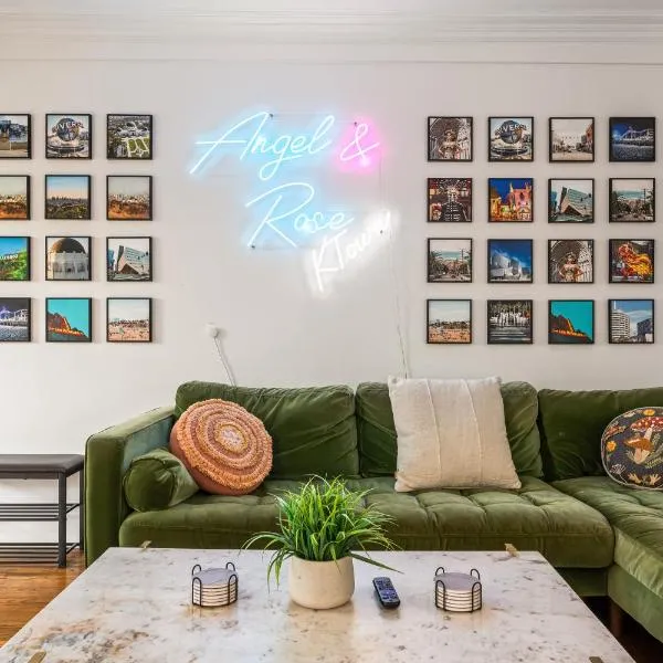 Los Angeles charming big house, king bed, parking, EV, hotel in Los Angeles
