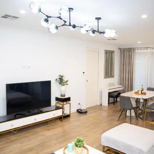 Galaxy Homes - Showgrounds Family Stay, hotel u gradu 'Wayville'