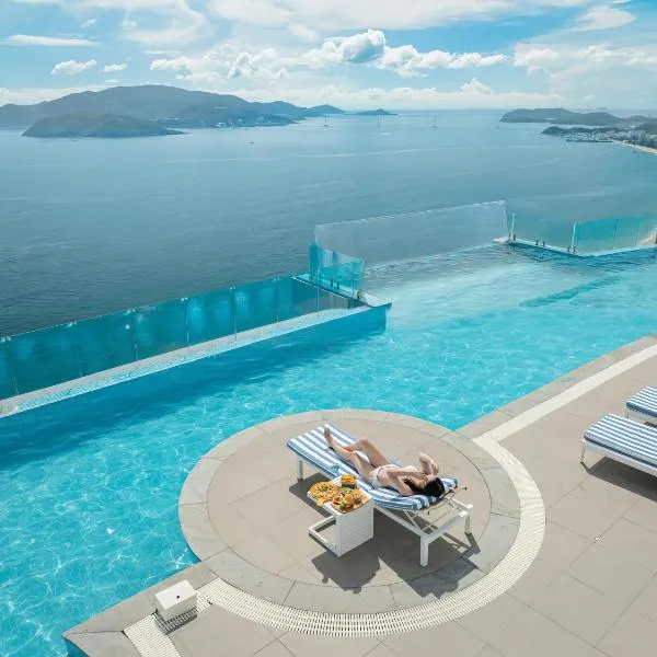 MAISON SEAFRONT RESIDENCE Nha Trang, hotel in Nha Trang