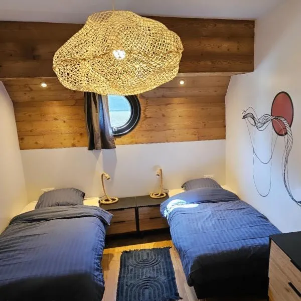 La Péniche - Gîte de groupe insolite, hôtel à Saint-Omer