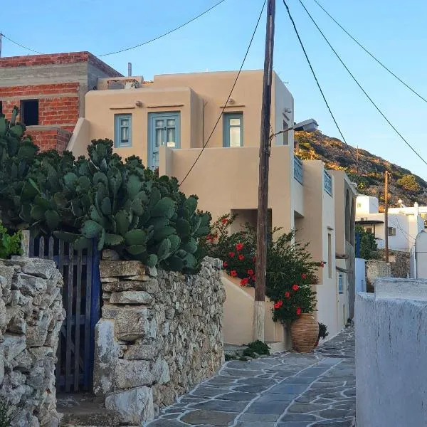 Kastro Studio, hotel in Síkinos