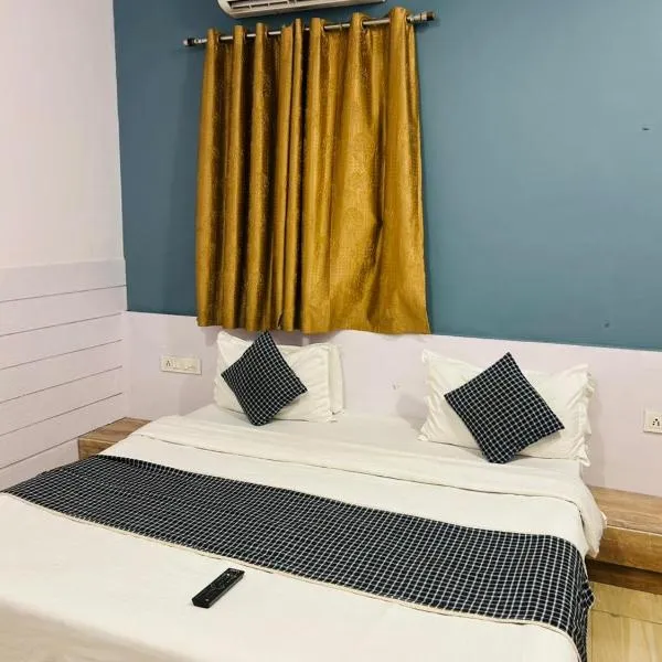 Viesnīca New river hotel pilsētā Rajkota