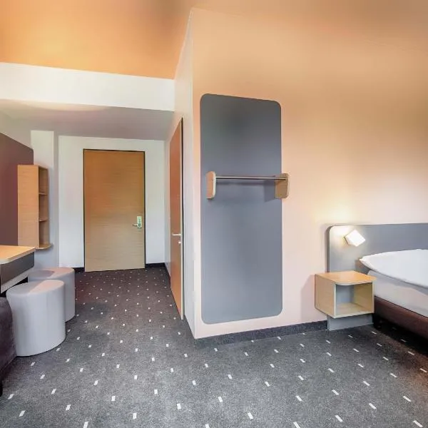 B&B Hotel Rostock-Hafen, hotel v Rostocku