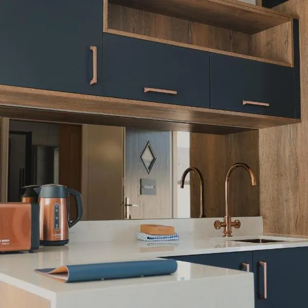 Jackton Distillery Steadings, hôtel à Busby