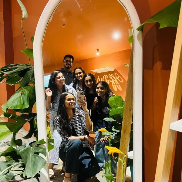 OffDuty Hostel Koregaon Park, hotel en Pune