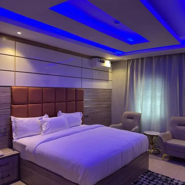 Viesnīca Grand Riviera Hotel pilsētā Porthārkorta