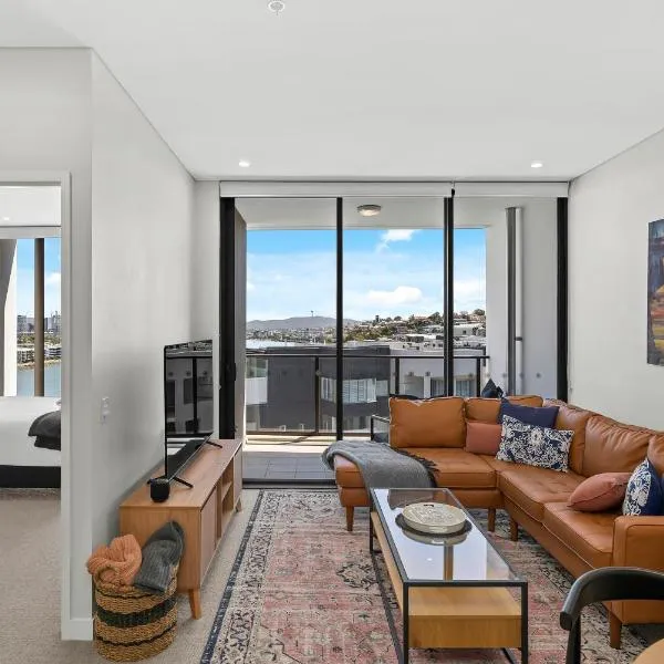 River View 1BR with Amazing Rooftop Pool and Parking, hotell Brisbane'is
