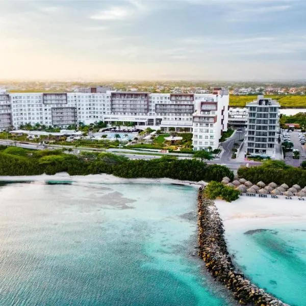 Embassy Suites By Hilton Aruba Beach Resort, ξενοδοχείο στο Παλμ Μπιτς