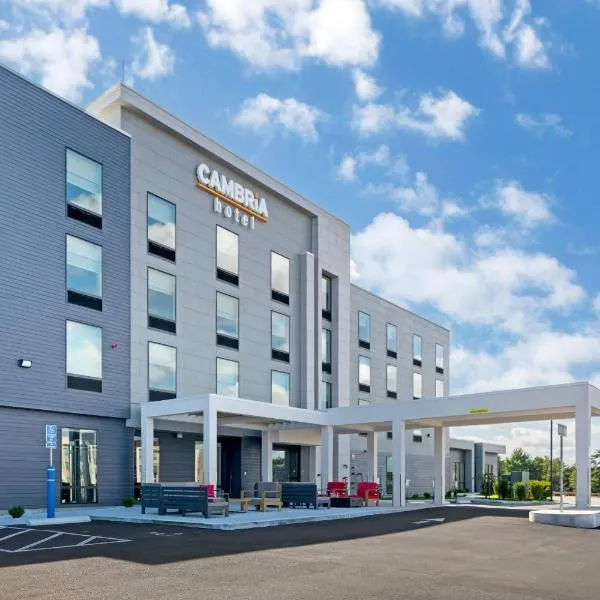 Cambria Hotel & Suites Plymouth, hotel v destinaci Plymouth