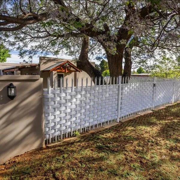 Montana Self Catering Guest House, Hotel in Hennenman