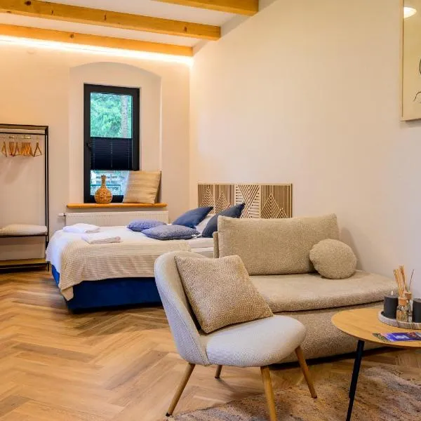 Sowia Ostoja Góry Sowie, hotel in Ludwikowice Kłodzkie