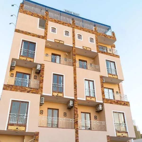 Eldeak hotel apartements, hôtel à Louxor