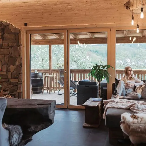 Romantikchalet Bärenhöhle, hotel in Vorra