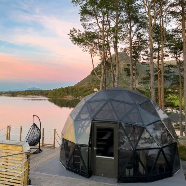 A little corner of paradise, hotell i Molde