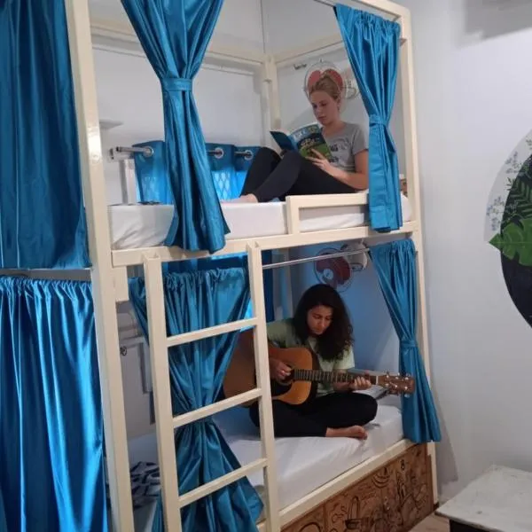 Kashi Vibes Hostel, hotel v destinaci Váránasí