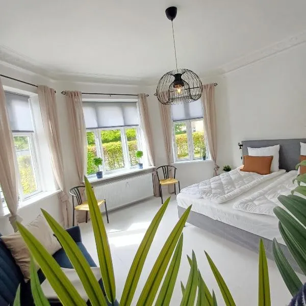 Exclusive Luxury Apartment in the Heart of Aalborg, hotel em Aalborg