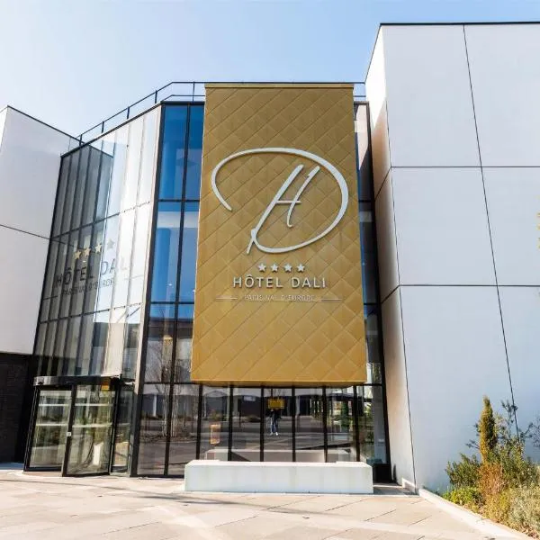 Hotel Dali Val d'Europe, Tapestry Collection by Hilton, hotel a Chanteloup-en-Brie