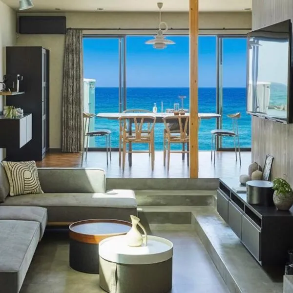 West Shore Plus, hotel in Awaji
