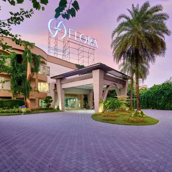 Viesnīca Flora Airport Hotel and Convention Centre Kochi pilsētā Nedumbaseri