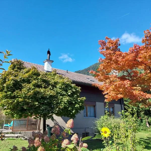 Chalet Rose - Einfamilienhaus, hotell Interlakenis