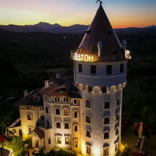 Keshtjella Duka, hotel in Rrëshen