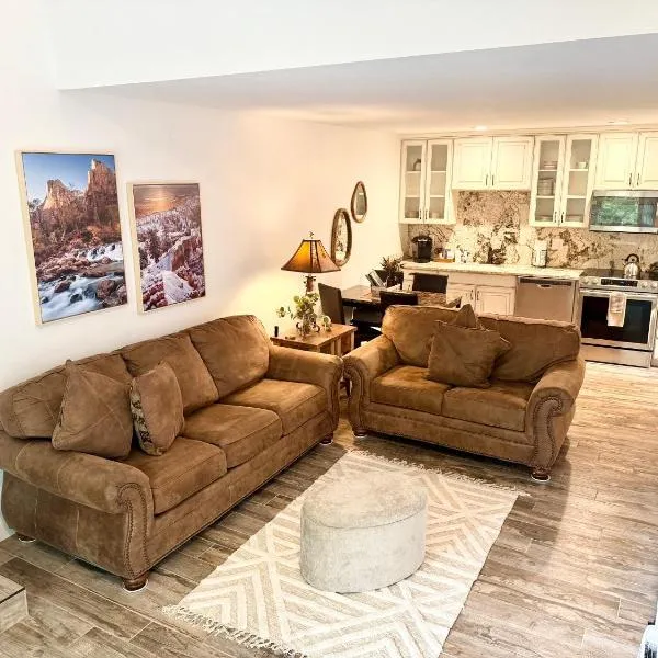 Eagles Roost Haven - Cozy Ski View Condo,布賴恩峰的飯店