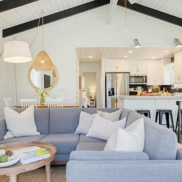 Surfrider II by AvantStay Walk to the Beach Balcony, Hotel in Newport Beach