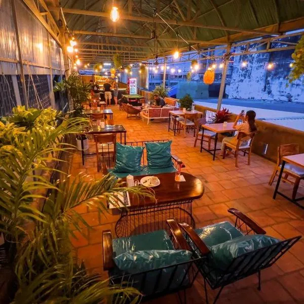 Social Backpacker Hostel & Rooftop Bar, ξενοδοχείο σε Μπατταμπάνγκ